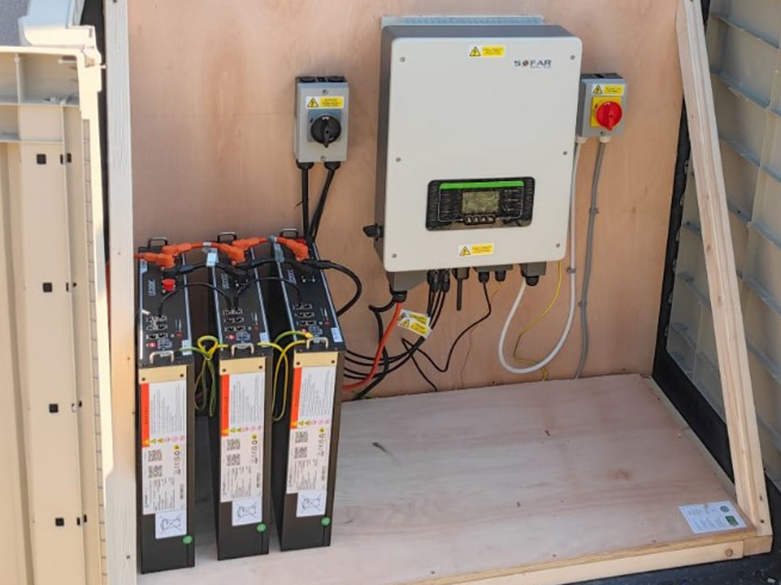 batteries for home solar storage