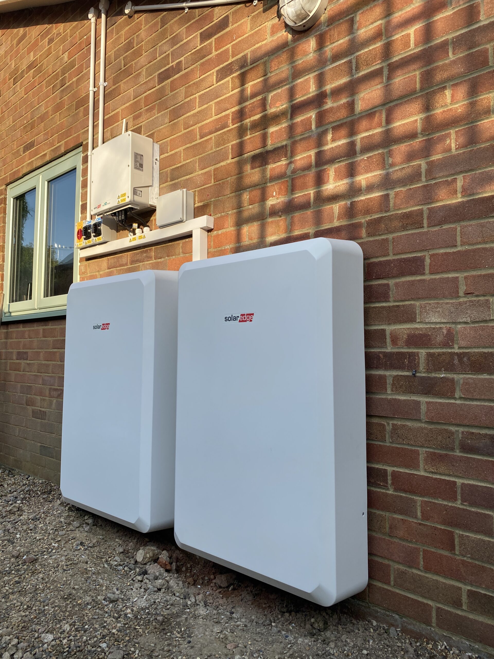 home solar and battery storage